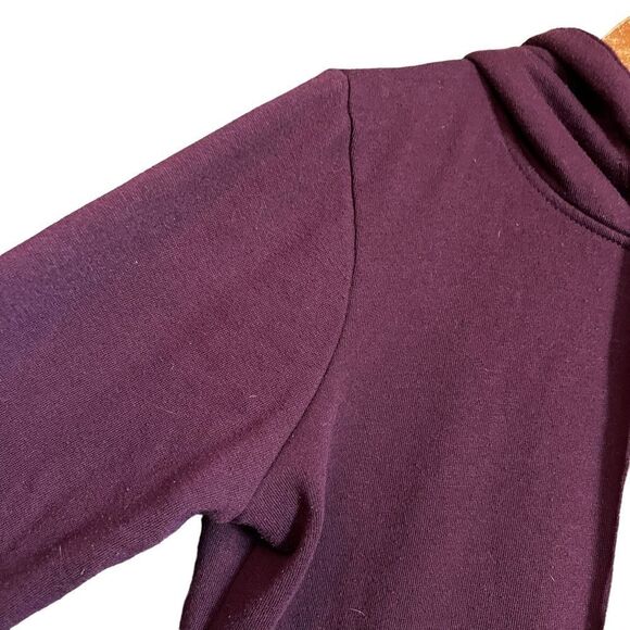 3 for $30! Reflex maroon fleece hoodie. Size medium - Picture 9 of 12